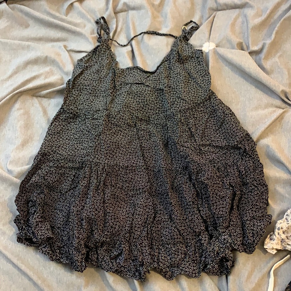 Brandy Melville floral flowy dress